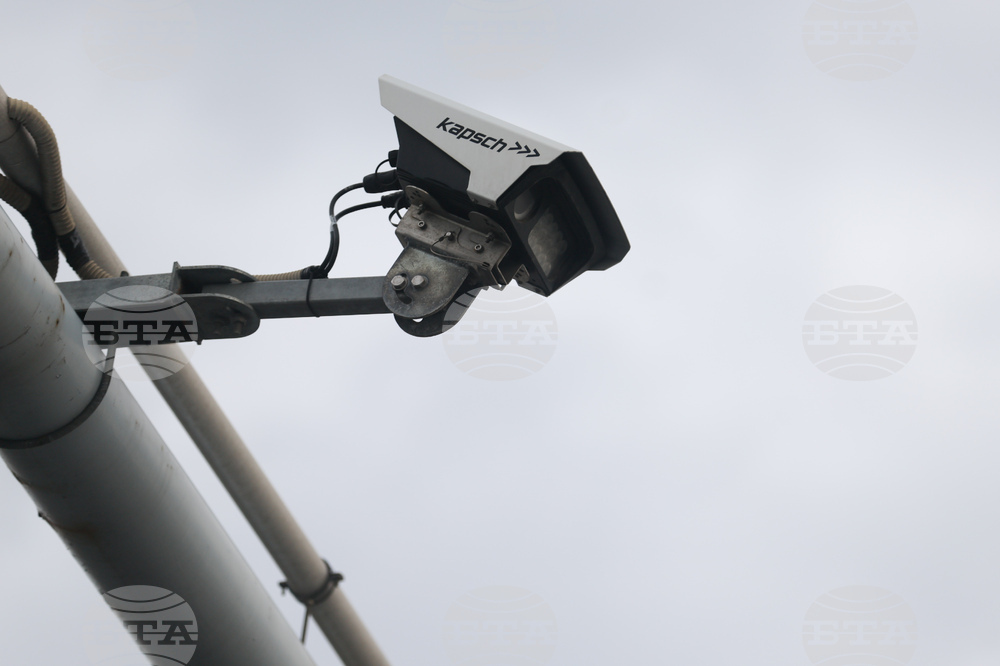 Камери с изкуствен интелект регистрираха стотици нарушения в Атина само за 4 дни