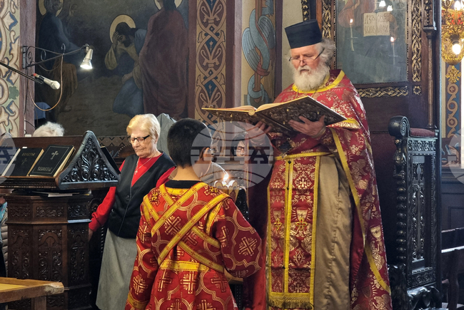 Кърджали - храм „Св. Георги Победоносец“ - Разпети петък