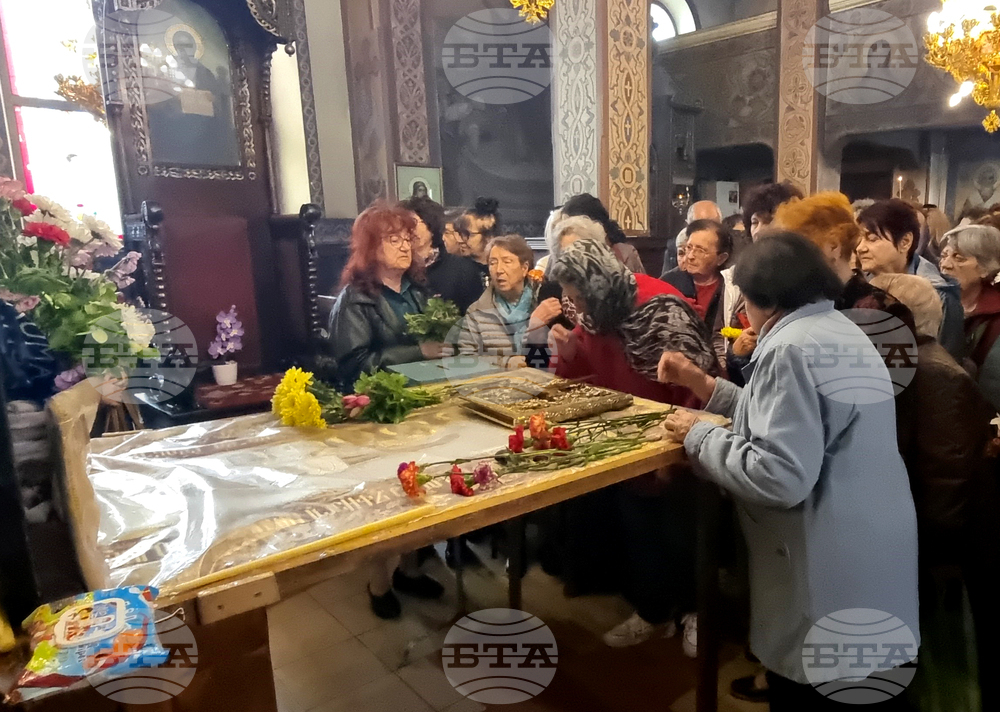 Кърджали - храм „Св. Георги Победоносец“ - Разпети петък