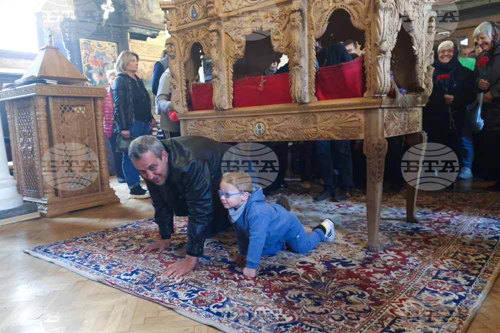 Хасково - Разпети петък - поклонение пред светата Плащаница