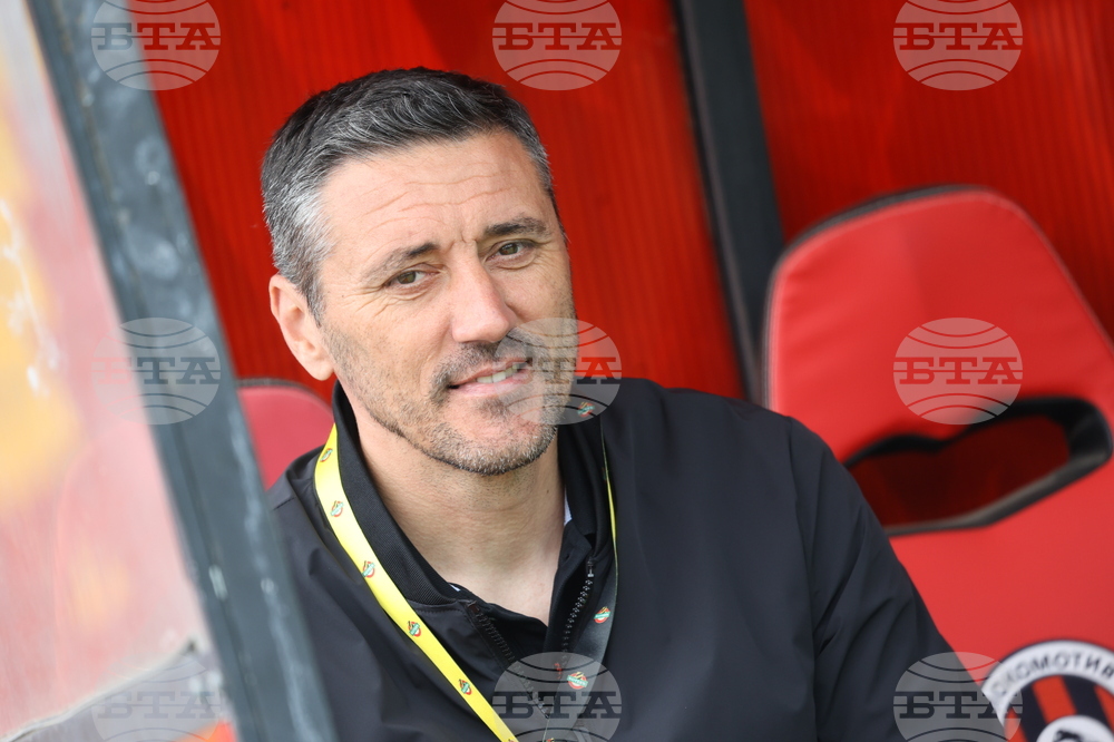 Футбол - „Локомотив” (София) - „Ботев” (Пловдив)