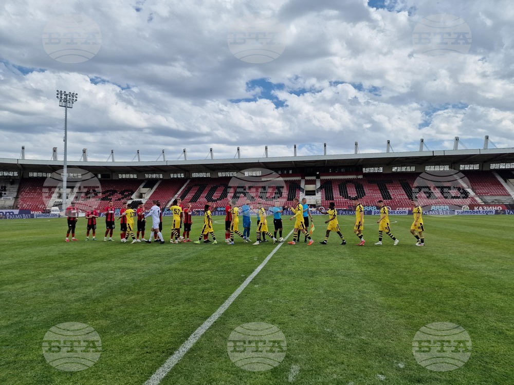 Футбол - „Локомотив” (София) - „Ботев” (Пловдив)