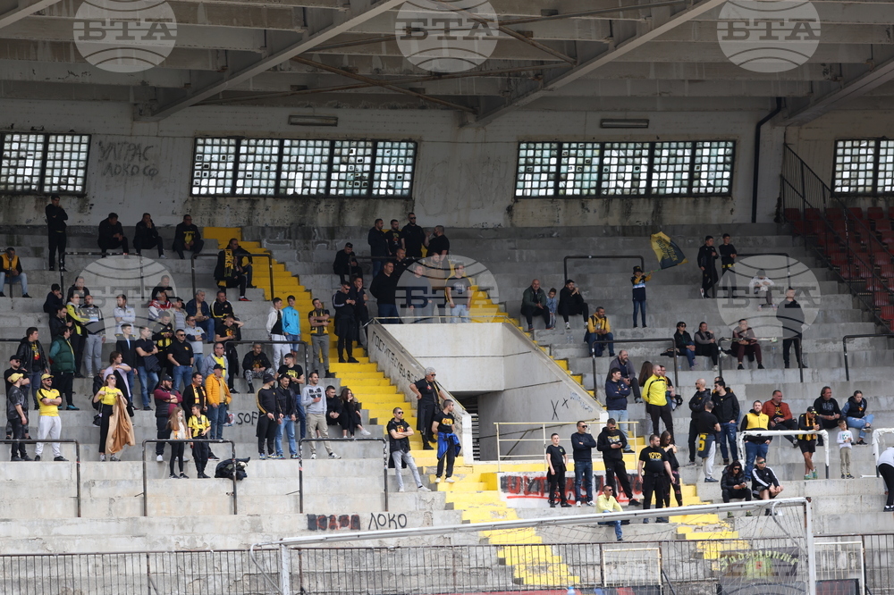 Футбол - „Локомотив” (София) - „Ботев” (Пловдив)