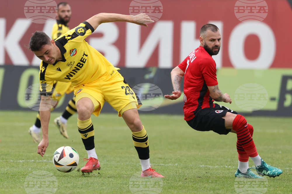 Футбол - „Локомотив” (София) - „Ботев” (Пловдив)