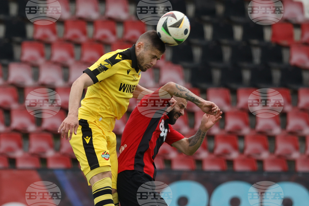 Футбол - „Локомотив” (София) - „Ботев” (Пловдив)