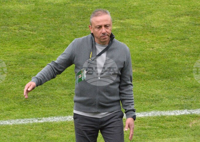 "Трябва да сме доволни от равенството", каза треньорът на Черно море Илиан Илиев