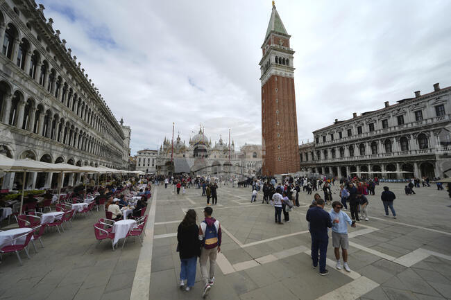 Лъвът на площад "Сан Марко" във Венеция може да е "произведен в Китай", смятат учени