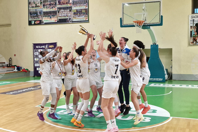 Монтана 2003 е новият шампион на България по баскетбол за жени