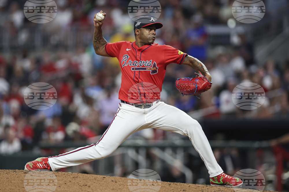 Twins Braves Baseball