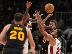 Heat Hawks Basketball
