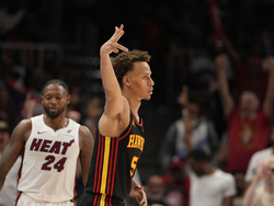 Heat Hawks Basketball