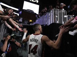 Heat Hawks Basketball
