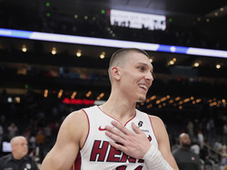Heat Hawks Basketball
