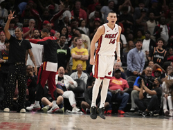 Heat Hawks Basketball
