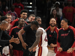 Heat Hawks Basketball