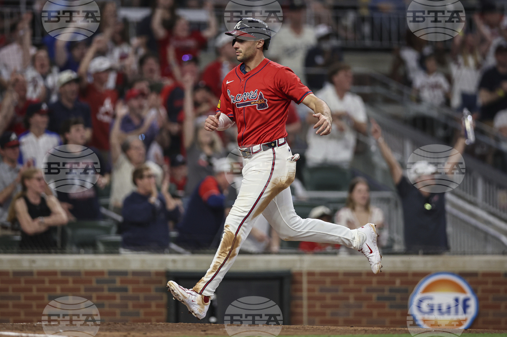 Twins Braves Baseball