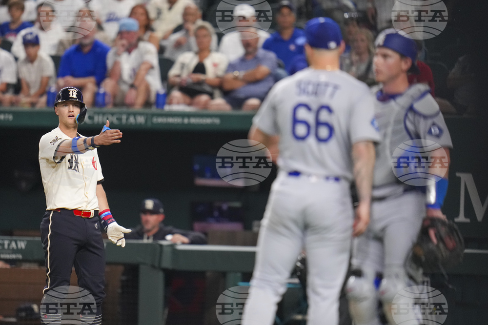Dodgers Rangers Baseball