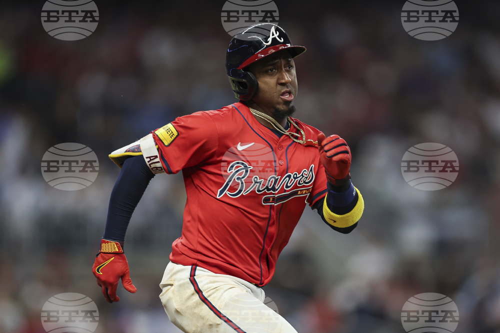 Twins Braves Baseball