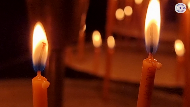 Благодатният огън ще пристигне в Русе от Румъния