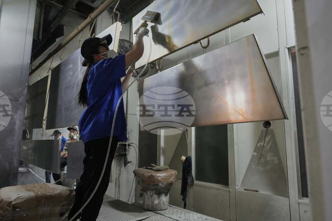 Промишленият сектор на Китай отчита ръст на печалбите през април въпреки по-високите мита на САЩ