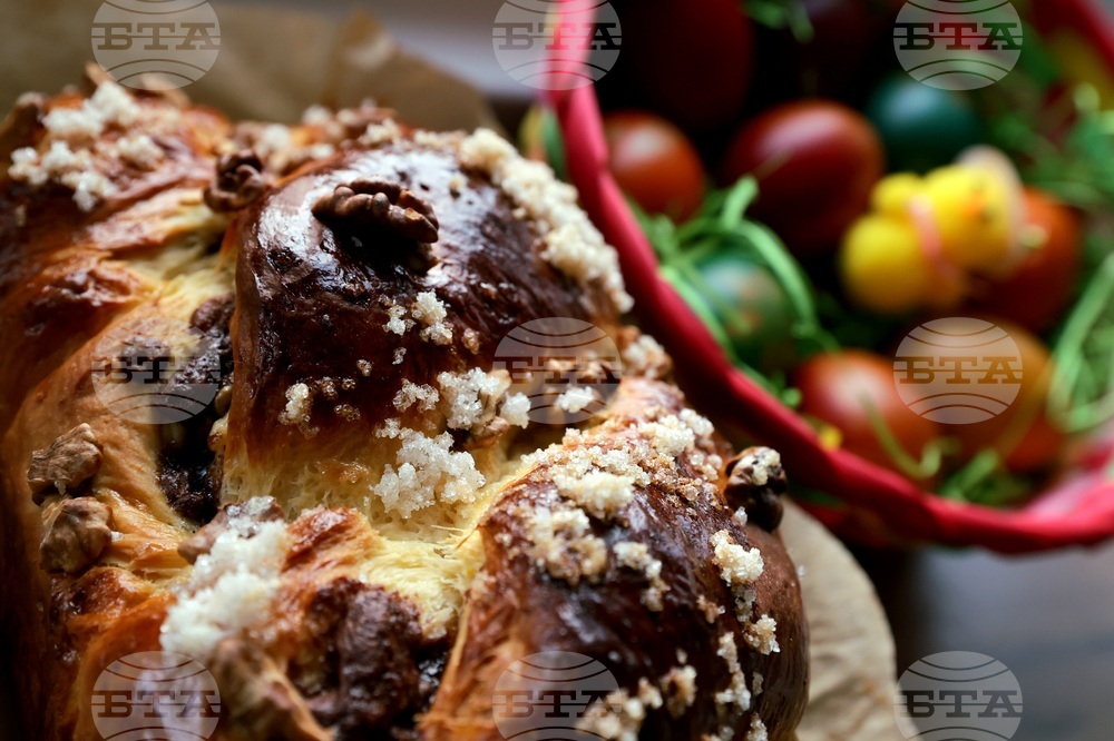 Велика събота - Великденски яйца - козунак