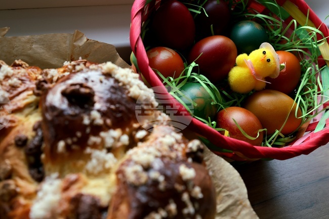 Велика събота - Великденски яйца - козунак