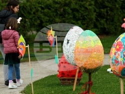 Великденски празник - „Голямото великденско боядисване на яйца“