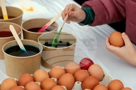 Великденски празник - „Голямото великденско боядисване на яйца“