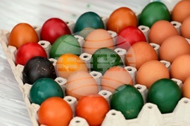 Великденски празник - „Голямото великденско боядисване на яйца“