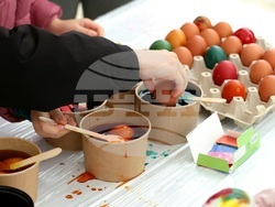 Великденски празник - „Голямото великденско боядисване на яйца“