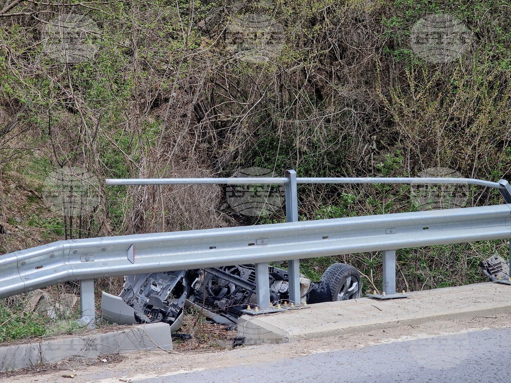 Тежка катастрофа е станала на пътя Смолян - Девин, бебе на девет месеца е пострадало