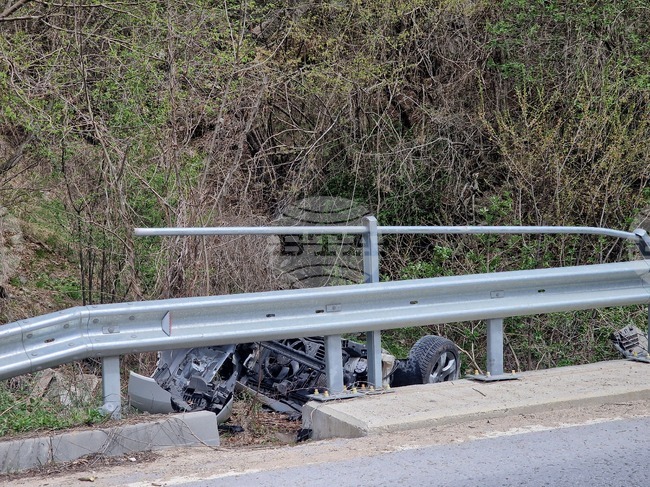 Тежка катастрофа е станала на пътя Смолян - Девин, бебе на девет месеца е пострадало