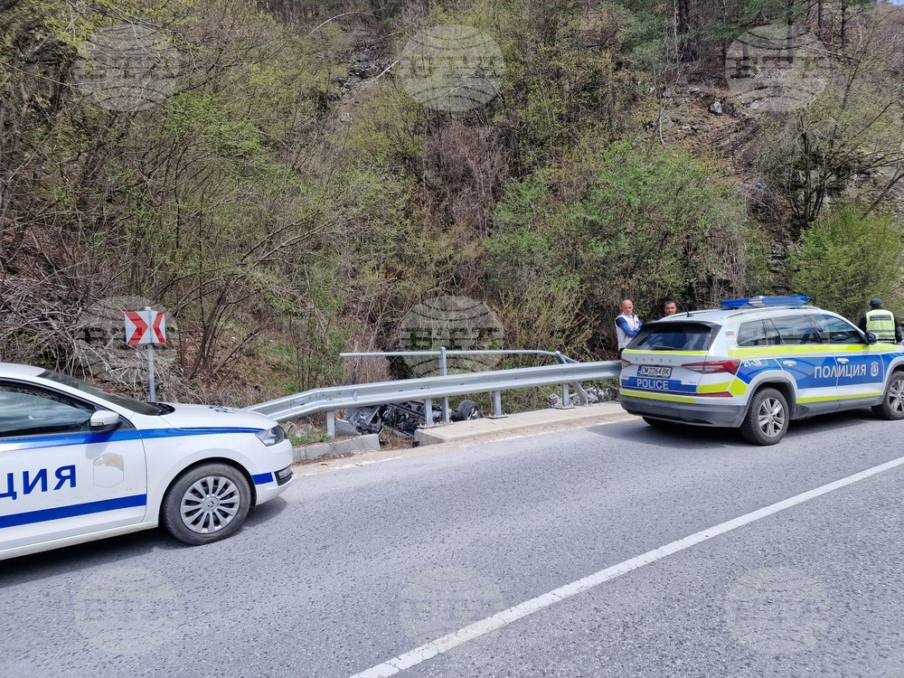 Бебе почина, след като пострада при катастрофа на пътя Смолян - Девин, друг човек загина при пътен инцидент между Локорско и Войнеговци