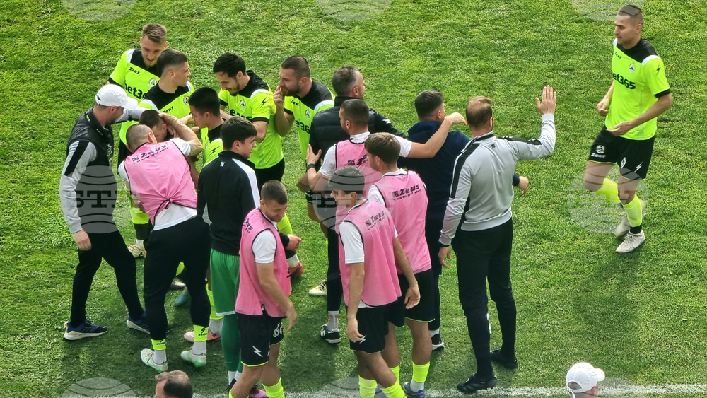 Пловдив - футбол - Локомотив Пловдив - Славия