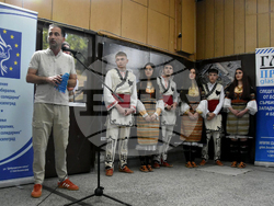 Сърбия - Босилеград - фотоизложба "Босилеград преди и сега“ - филм „Твърди черупки“