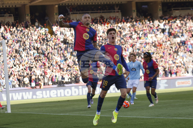 Барселона победи Селта Виго с голям обрат и гол на Рафиня в добавеното време