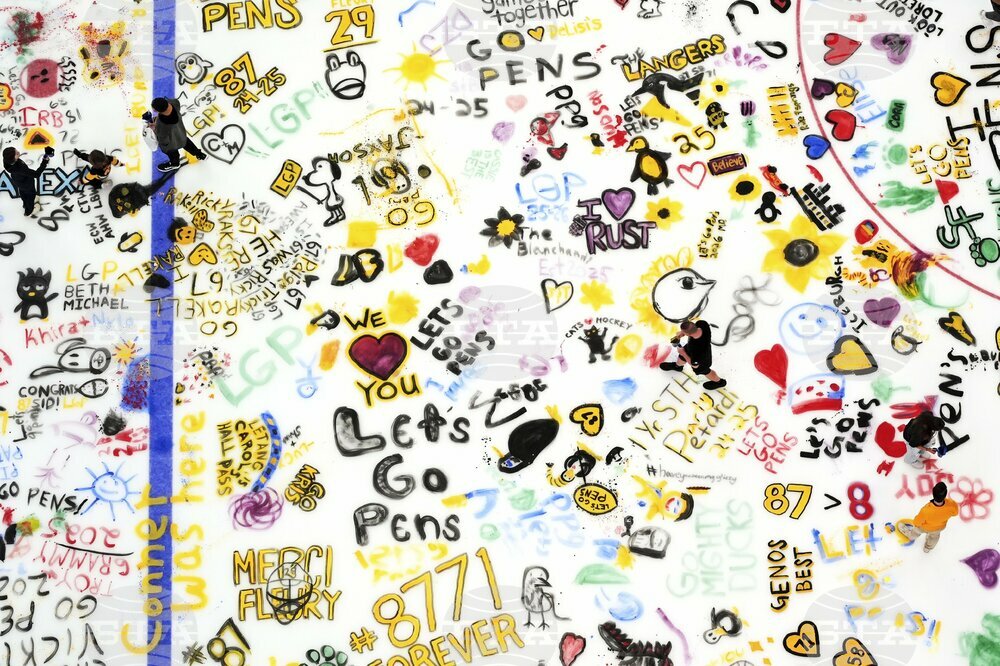 Penguins Paint The Ice Hockey