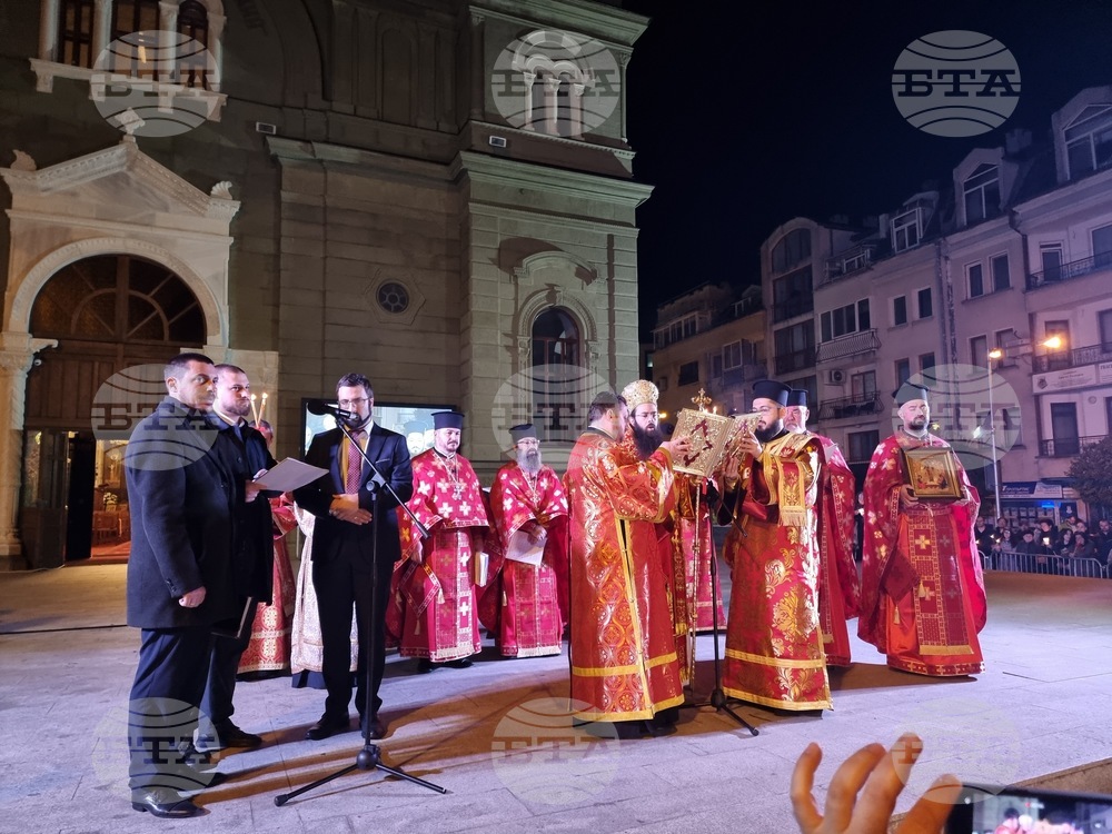 Бургас - Възкресение Христово - Богослужение