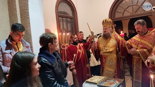 Врачанският митрополит Григорий поздрави миряните с „Христос воскресе“