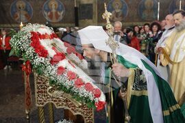 Храм "Св. Неделя" - Второ Възкресение Христово - патриарх Даниил - богослужение