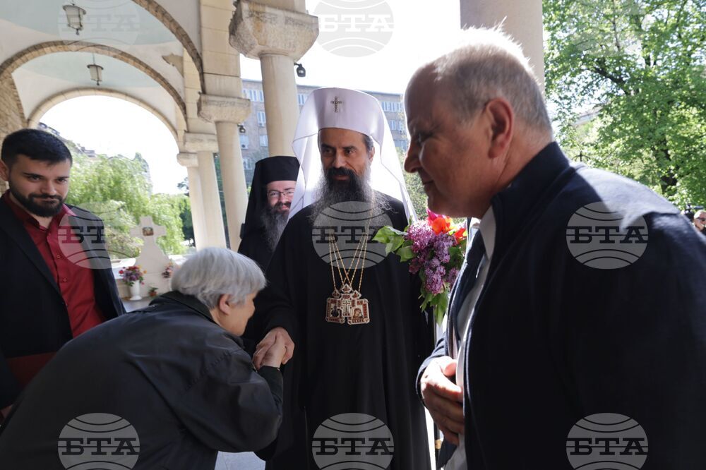 Храм "Св. Неделя" - Второ Възкресение Христово - патриарх Даниил - богослужение