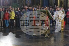 Храм "Св. Неделя" - Второ Възкресение Христово - богослужение