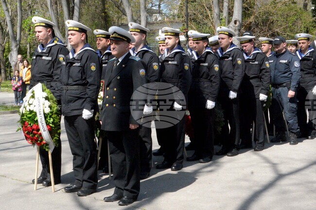 Варна - Априлско въстание - отбелязване