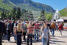 Враца - Великден - концерт - 100-метров козунак