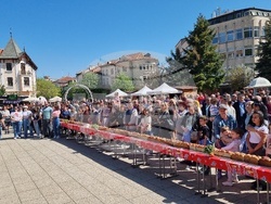 Враца - Великден - концерт - 100-метров козунак