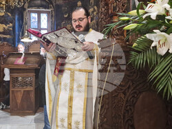 Троянски манастир - празнична литургия - Великден