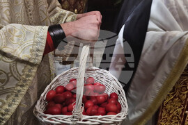 Троянски манастир - празнична литургия - Великден