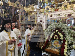 Троянски манастир - празнична литургия - Великден