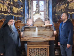 Троянски манастир - празнична литургия - Великден