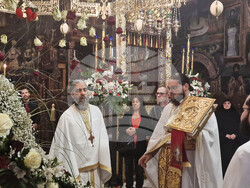 Троянски манастир - празнична литургия - Великден